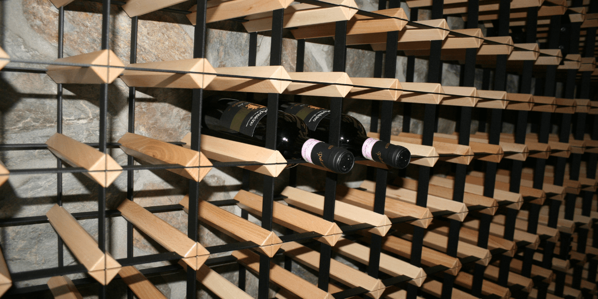 Tovino sklep z winem